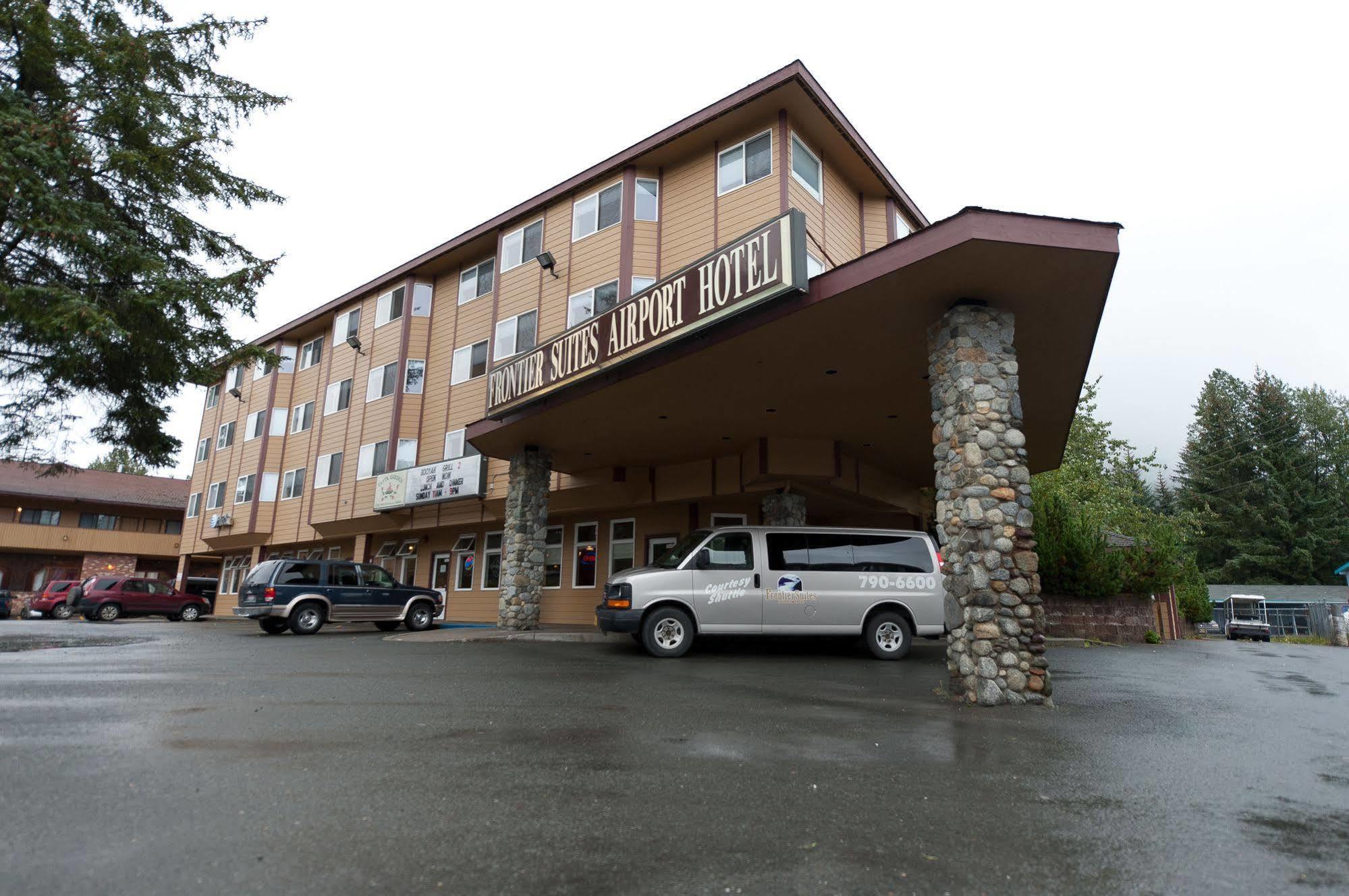 Frontier Suites Hotel In Τζούνο Εξωτερικό φωτογραφία